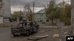Руйнування через російські удари в Кураховому, Покровський район, Донеччина, жовтень 2024 року